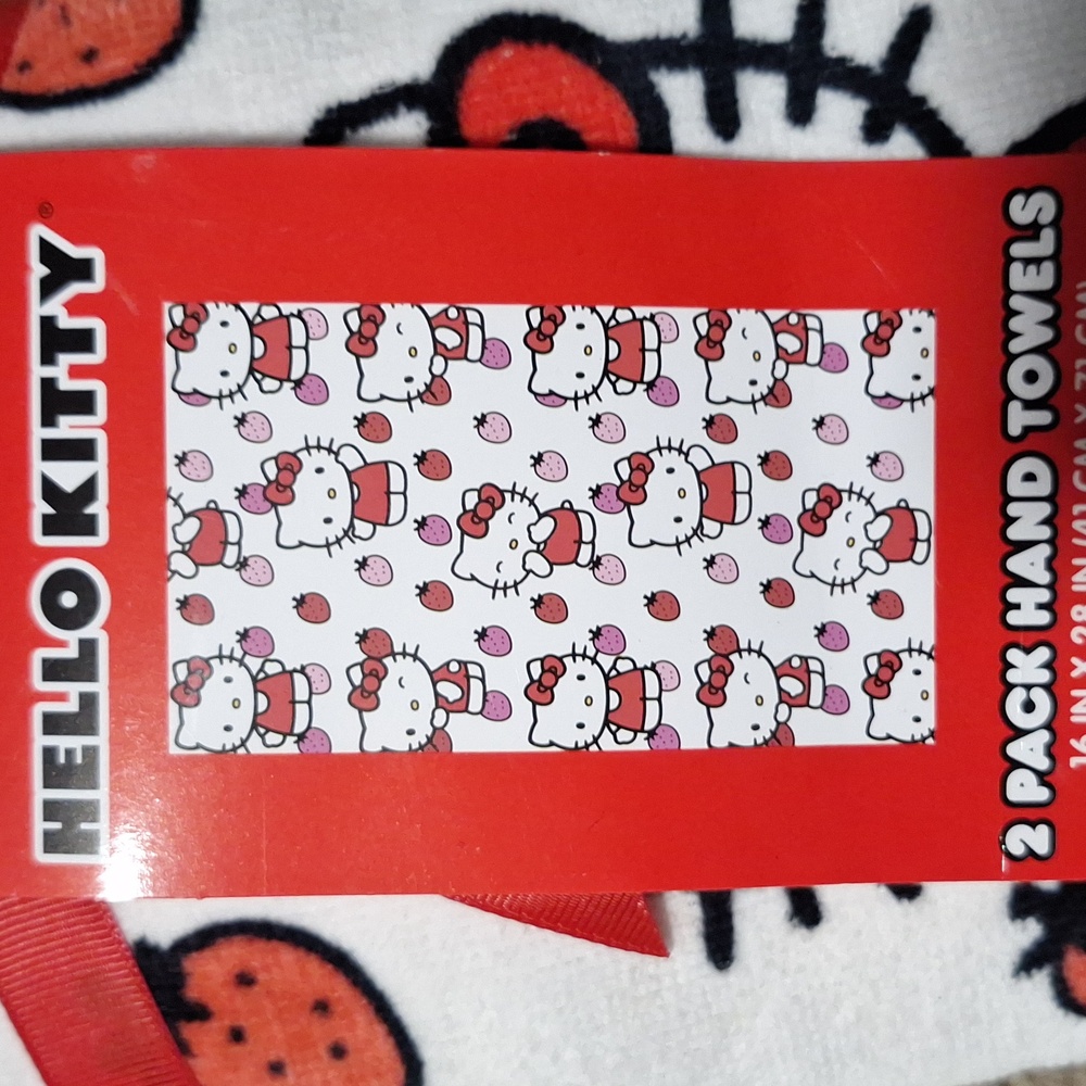 Hello Kitty Hand Towel Set - Picture 2 of 3
